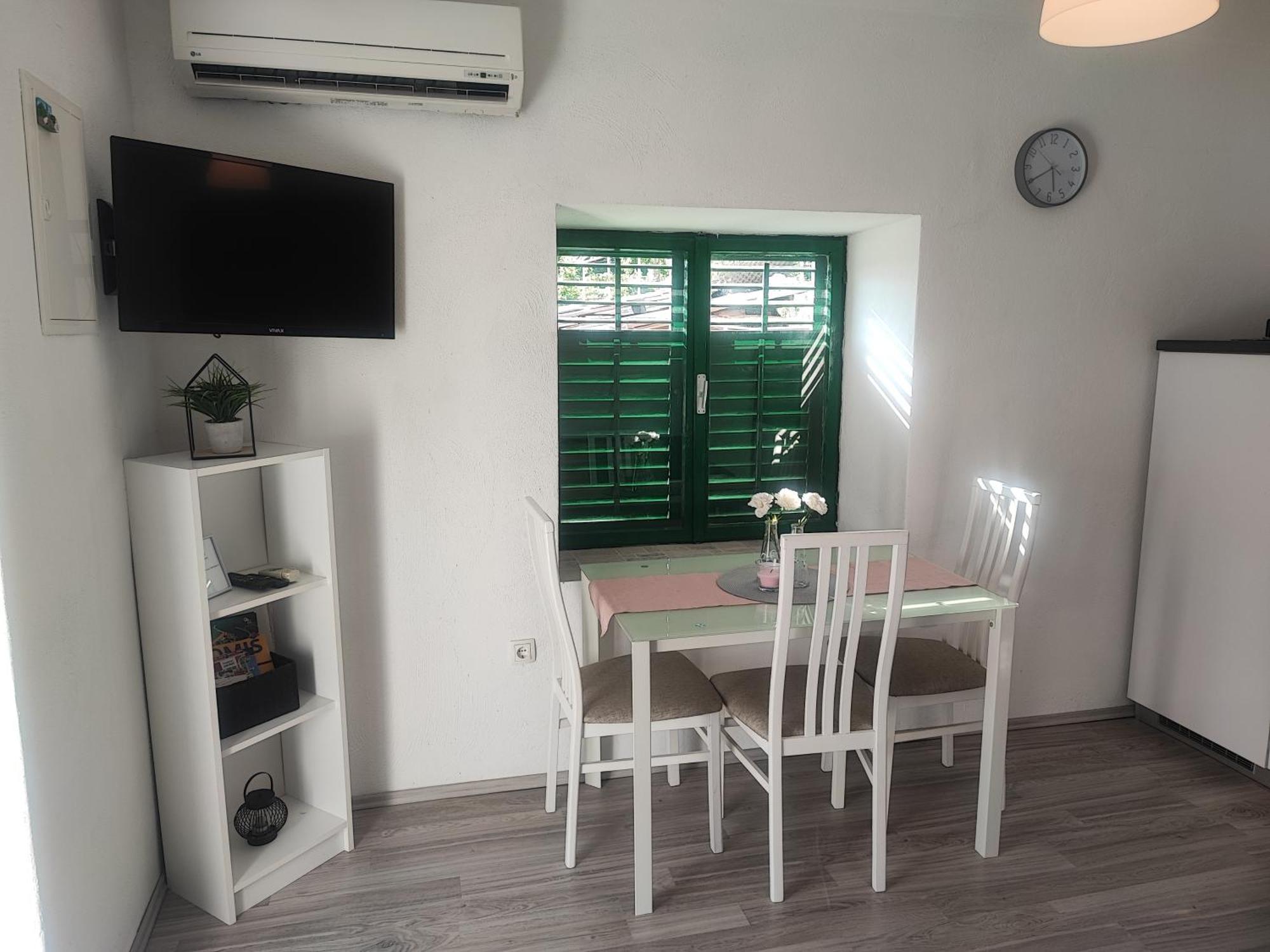 Apartment Mari Ostrvica Luaran gambar